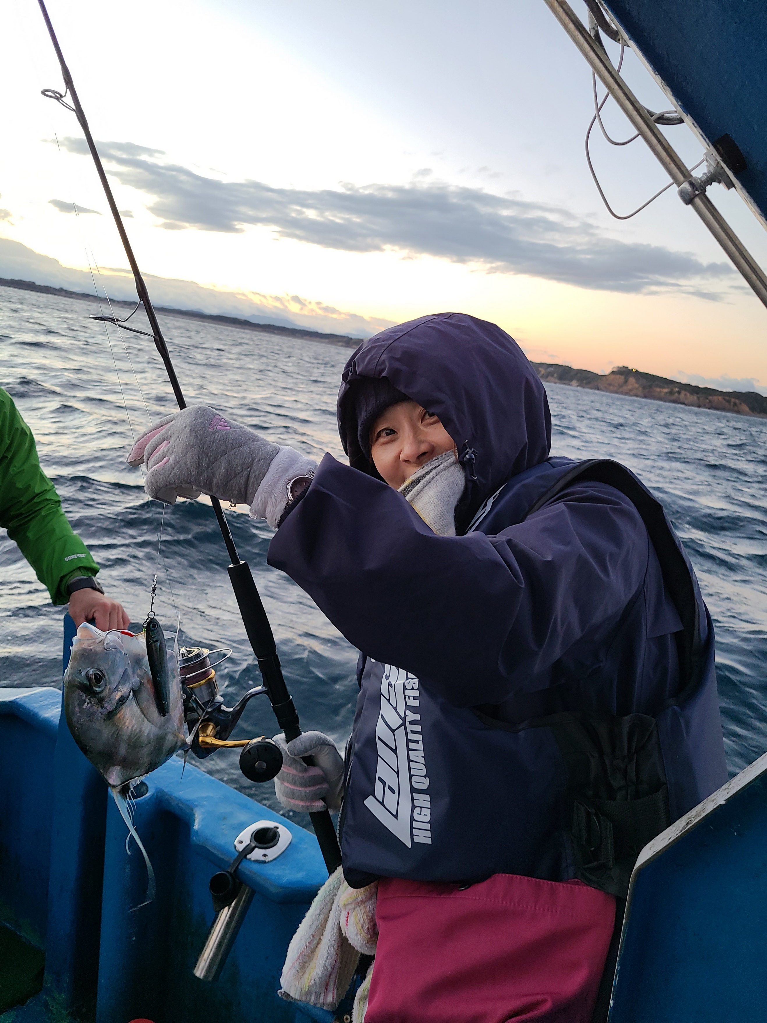 船釣り体験 大人の釣り教室開催中 三重県伊勢志摩のお泊り 貸切できるホテル 屋外プール付きホテルはヴィラダイオーリゾート